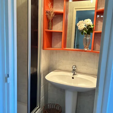 Maison 14 Couchages, A 200metres Des Remparts, Marais,